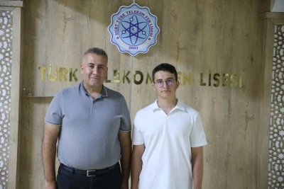 Başarısını ailesi ve okulunun işbirliğine bor&ccedil;lu