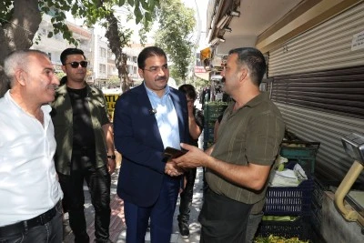 Başkan Canpolat, Devteyşti Mahallesi'nde esnaf ve vatandaşlarla buluştu