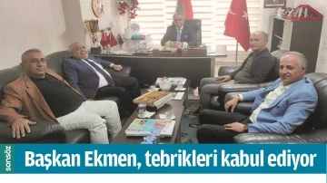 BAŞKAN EKMEN, TEBRİKLERİ KABUL EDİYOR