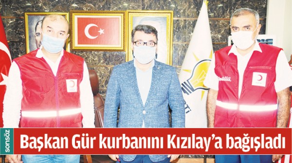 BAŞKAN G&Uuml;R KURBANINI KIZILAY'A BAĞIŞLADI