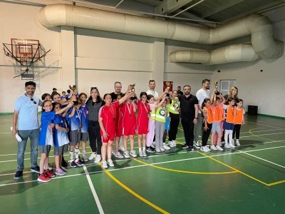Basketbolda minik şampiyonları belli