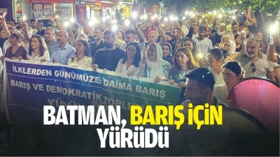 Batman, barış i&ccedil;in y&uuml;r&uuml;d&uuml;