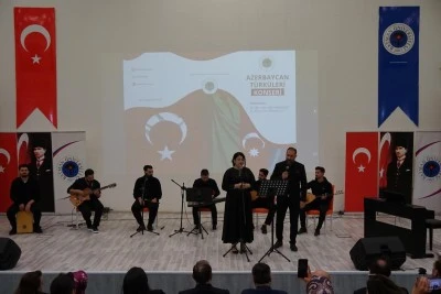 Batman&rsquo;da Azeri t&uuml;rk&uuml;ler seslendirildi
