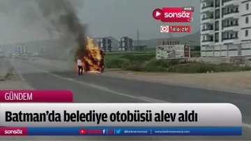 Batman&rsquo;da belediye otob&uuml;s&uuml; alev aldı