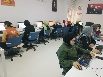 Batman&rsquo;da dijital okuryazarlık artıyor