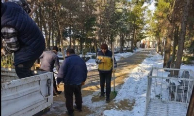 Batman&rsquo;da karla m&uuml;cadele s&uuml;r&uuml;yor