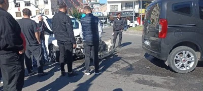 Batman&rsquo;da maddi hasarlı kaza