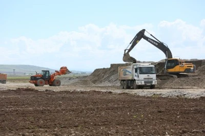 Batman&rsquo;da ulaşımı rahatlatacak dev projede &ccedil;alışmalar aralıksız s&uuml;r&uuml;yor