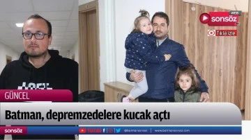 Batman, depremzedelere kucak a&ccedil;tı