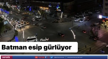 Batman esip g&uuml;rl&uuml;yor