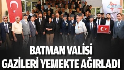 Batman Valisi, gazileri yemekte ağırladı