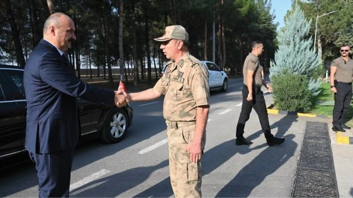 Batman Valisi, t&ouml;ren mangası ile karşılandı