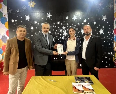 Batmanlı Yazar &Ouml;zmen, Bismil&rsquo;de sunum yaptı