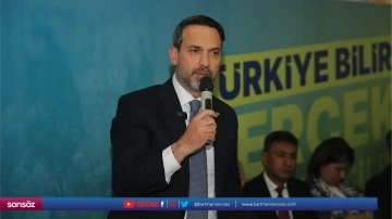 Bayraktar, Diyarbakır'da partisinin seçim irtibat bürosunda konuştu