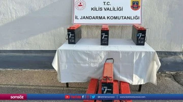 Baz istasyonundan ak&uuml; &ccedil;alındı