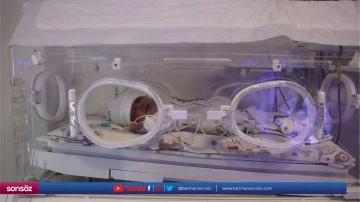 Bebeği 139 g&uuml;n sonra Anneler G&uuml;n&uuml; hediyesi oldu