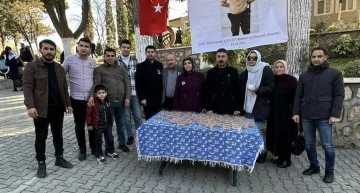 Bek&ccedil;i Kanat, mezarı başında anıldı