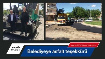 Belediyeye asfalt teşekk&uuml;r&uuml;
