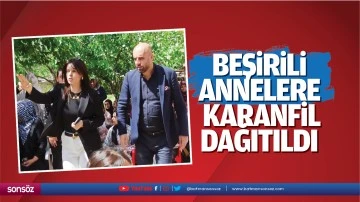 Beşirili annelere karanfil dağıtıldı