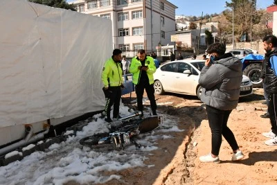Besni&rsquo;de motosiklet kazasında 2 kişi yaralandı