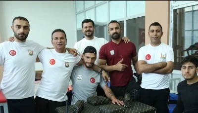 Bilek g&uuml;reşi sporcuları hedef b&uuml;y&uuml;tt&uuml;