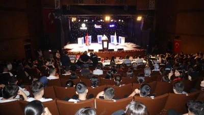 Bilgi yarışması nefes kesti
