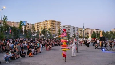 Binlerce &ccedil;ocuğun katıldığı Gezici &Ccedil;ocuk Tiyatro G&uuml;nleri sona erdi