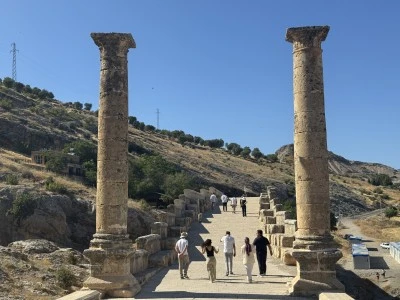 Binlerce yıllık tarihi ve k&uuml;lt&uuml;rel mirasıyla keşfedilmeyi bekliyor