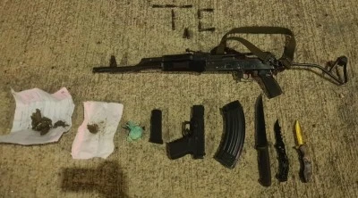 Bir ara&ccedil;ta uzun namlulu silah ve uyuşturucu ele ge&ccedil;irildi