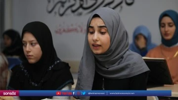 Bir ayda hafız oldu