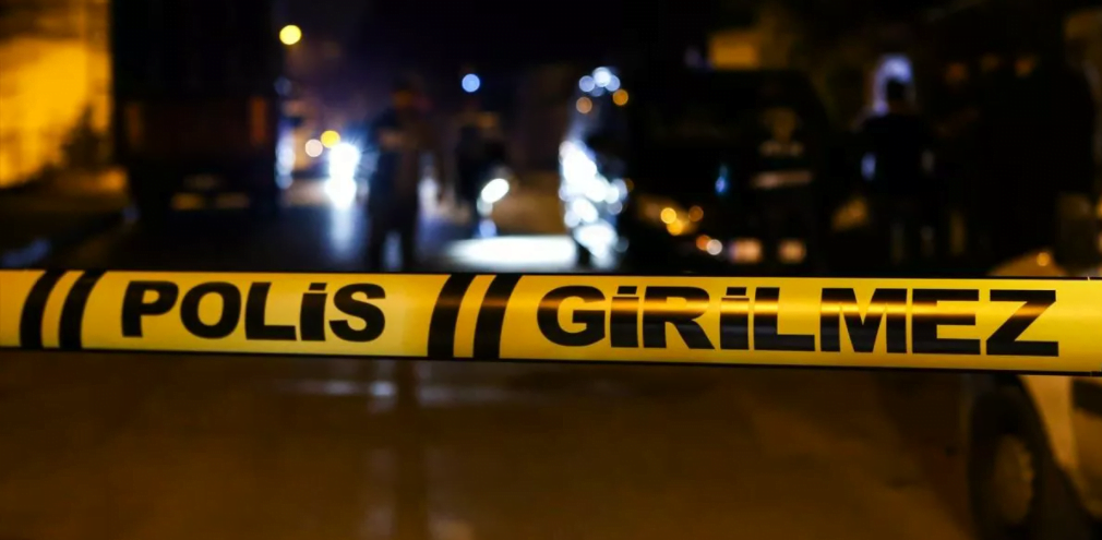  Bir kişi evinde &ouml;l&uuml; bulundu
