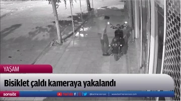 Bisiklet &ccedil;aldı kameraya yakalandı