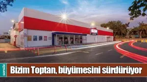 BİZİM TOPTAN, B&Uuml;Y&Uuml;MESİNİ S&Uuml;RD&Uuml;R&Uuml;YOR