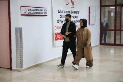 B&ouml;breğini bağışladığı oğlunun hayata tutunması "Anneler G&uuml;n&uuml;" hediyesi oldu