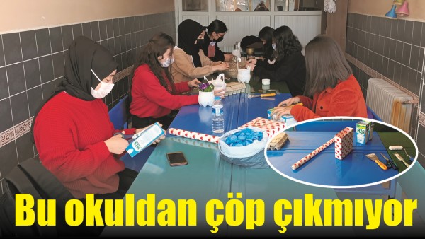 BU OKULDAN &Ccedil;&Ouml;P &Ccedil;IKMIYOR