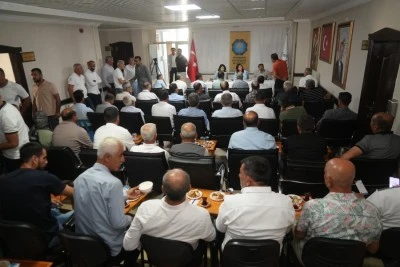 Bucak, Kulp&rsquo;ta muhtarların taleplerini dinledi