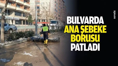 Bulvarda ana şebeke borusu patladı