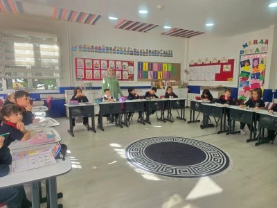 Buse Bilim Kolejinden "Aile Yılı" kapsamında "Eğitimde Ailenin Rol&uuml;" etkinliği