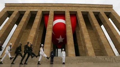 B&uuml;y&uuml;k &Ouml;nder Atat&uuml;rk anıldı