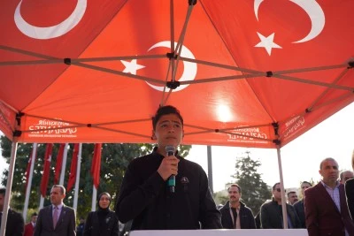 B&uuml;y&uuml;k &Ouml;nder Atat&uuml;rk'&uuml; anıyoruz