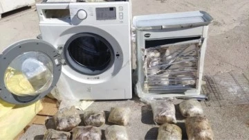 &Ccedil;amaşır makinesine gizlenmiş uyuşturucu bulundu