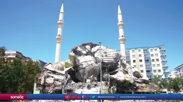 Cami kontroll&uuml; şekilde yıkıldı