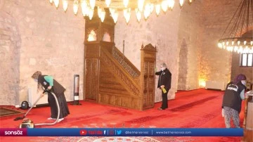 Camilerde temizlik &ccedil;alışması yapıldı
