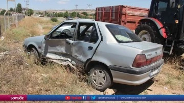 &Ccedil;arpışan iki otomobildeki 7 kişi yaralandı