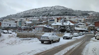 &Ccedil;elikhan'da 6 yerleşim yerine kar nedeniyle ulaşım sağlanamıyor
