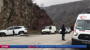 &Ccedil;elikhan'da iki otomobil &ccedil;arpıştı, 1 yaralı