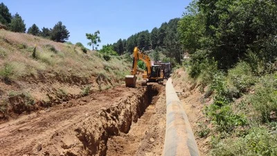 &Ccedil;elikhan&rsquo;da kapalı tarımsal sulama i&ccedil;in ilk kazma vuruldu