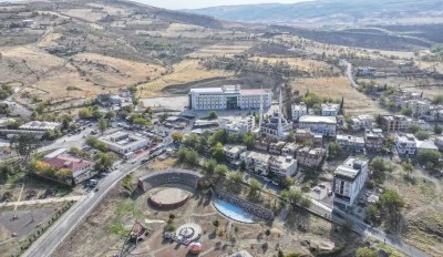 &Ccedil;ermik yılın her mevsimi ziyaret&ccedil;i ağırlıyor