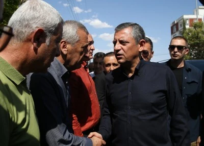 CHP Genel Başkanı &Ouml;zel, Adıyaman'da "Halk Buluşması"na katıldı