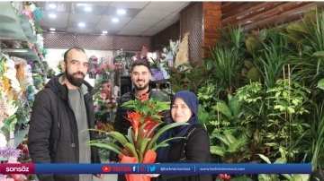 &Ccedil;i&ccedil;ek&ccedil;iler Sevgililer G&uuml;n&uuml;'ne hazırlanıyor